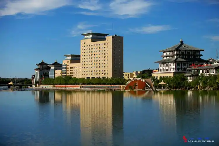 敦煌市城市美景