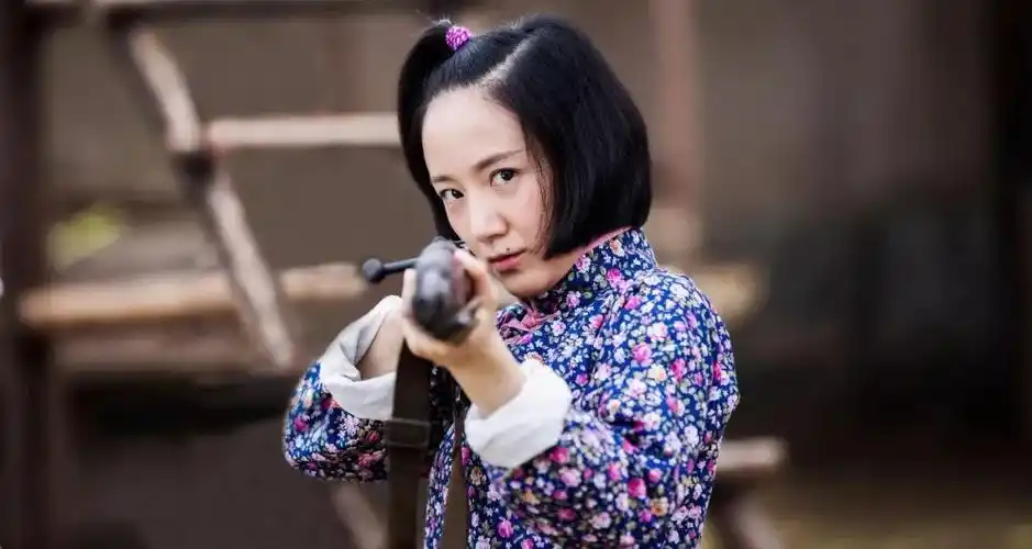 小妮扛枪今晚登陆电视剧频道李倩叶静还原抗战时期农村热血青年成长