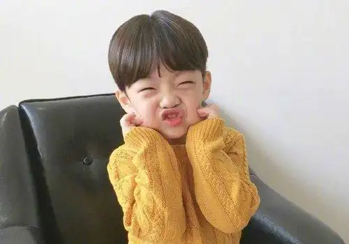 2020年小男孩西瓜头全新剪法上线 传统且时尚有趣的男幼童短发_发型