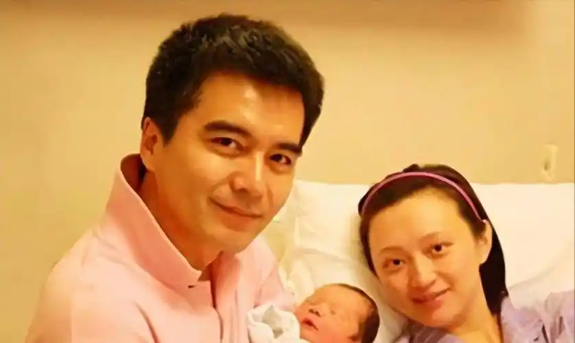 "古典第一女神"何晴,唯一演全四大名著的女星,却因