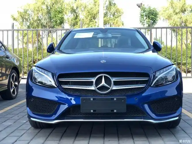 奔驰c200l运动版宝蓝色提车一个月小结