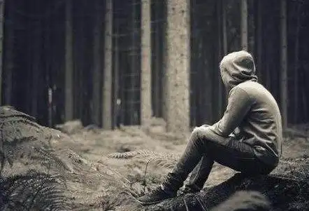 适合发朋友圈伤感句子,能让男人瞬间就哭