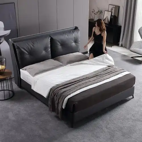 轻奢头层牛皮真皮床1.8米主卧双人婚床样板间高靠背软床家用皮床