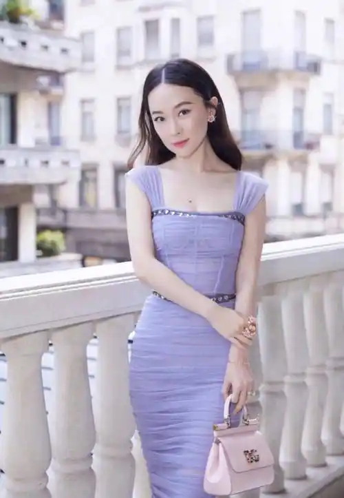 辣妈霍思燕越来越洋气了!