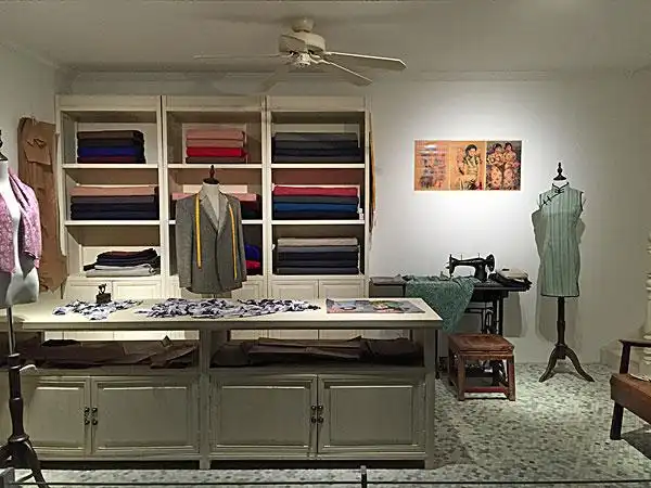 民国时期裁缝店内景