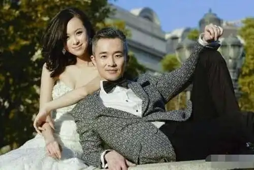 的主持人,一提起央视的美女主持人,有人会说是董卿,也有人说是李梓萌