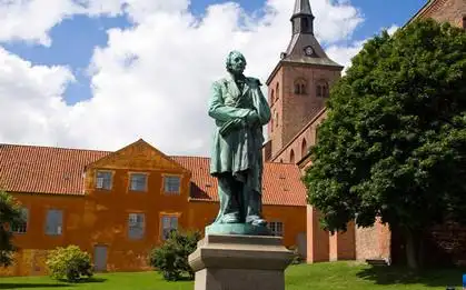 丹麦安徒生博物馆官方认证_安徒生幼师奖