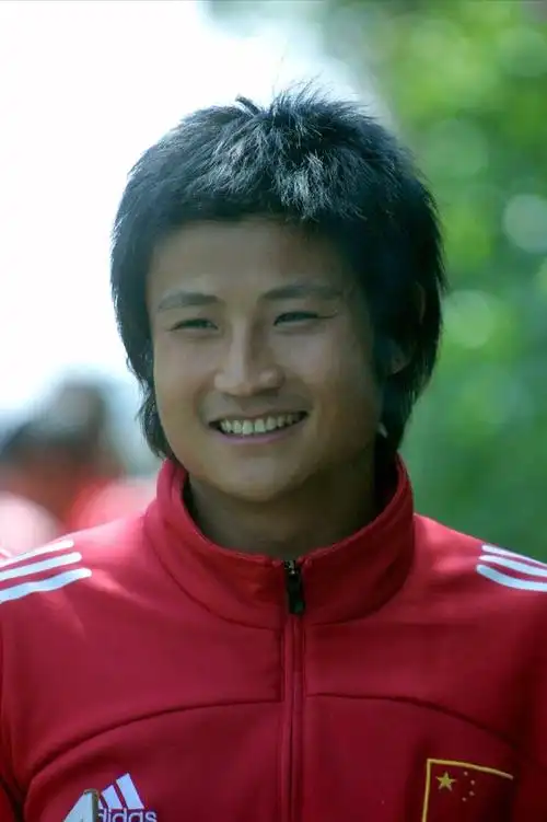 中国第一左后卫(足球记忆之吴承瑛:中国第一左后卫!