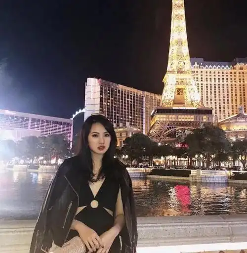 亿万名媛疑产后抑郁裸身带着5个月大宝宝跳楼孩子生父成迷