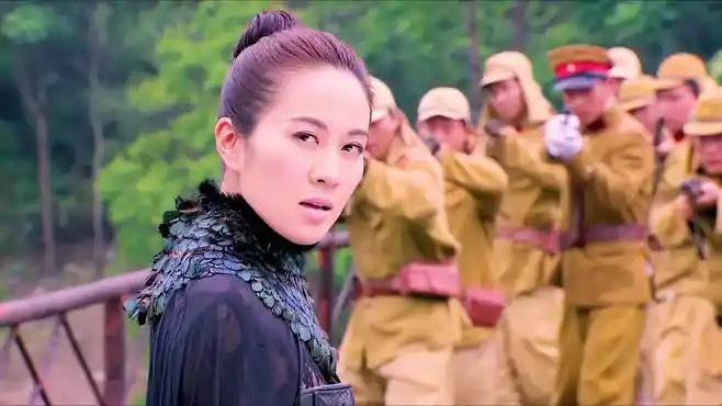 青春烈火:琉璃子干掉深谷陷入绝境,洗心为救她与鬼子同归于尽