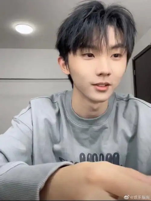 马嘉祺目前在准备音乐作品