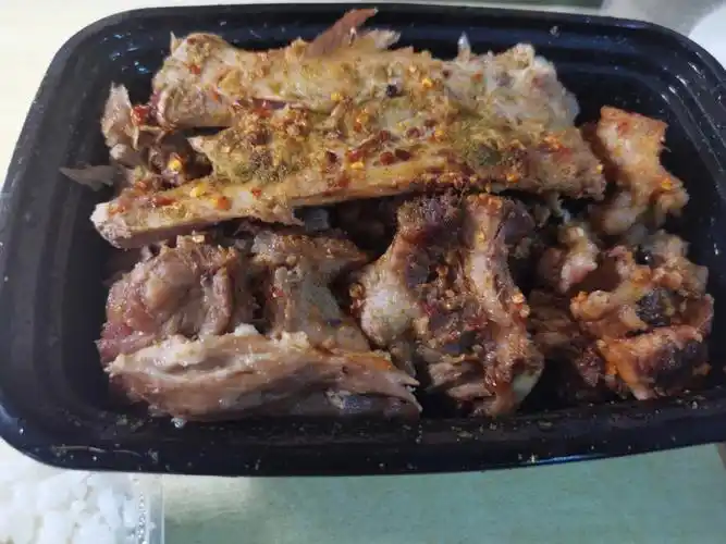 南京鼓楼外卖手撕大骨头