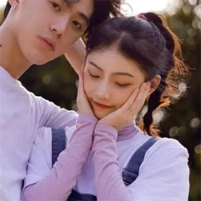 唯美头像情侣秀恩爱一对两张浪漫情侣专用高清微信图片大全