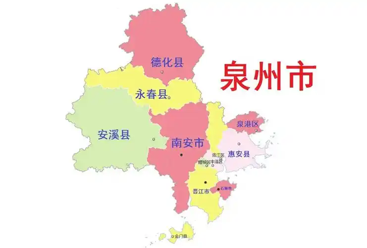 南连,西南与广东省潮州市,梅州市交界,西与龙岩市毗邻,北与泉州市接壤