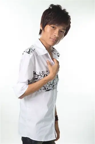 坚强的王亮 - 王亮 - 歌手王亮的官方博客