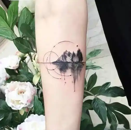 水墨风格纹身最推荐的10大图案
