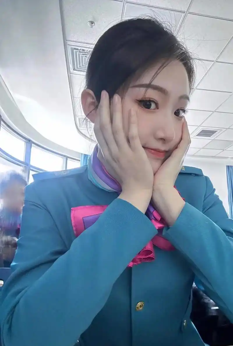 问:要说为什么天津美女多啊?答:因为中国民航大学在天津啊!