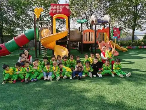 小(一)班的集体合影留恋.