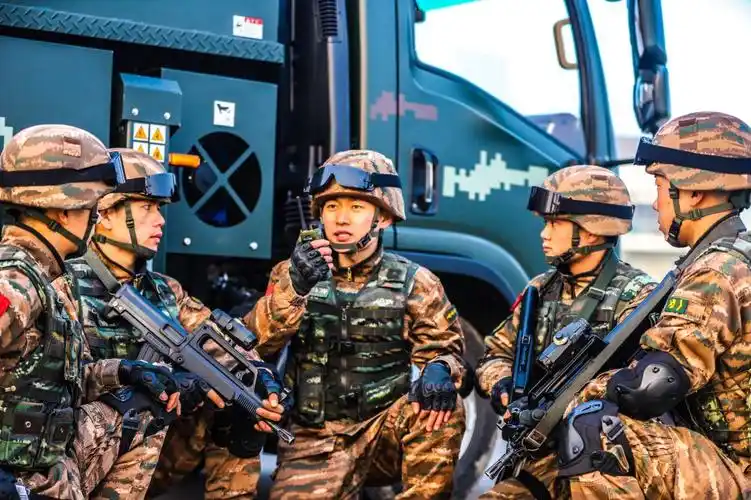 突击营救:武警山西总队机动支队开展反劫机演练 天95 天95预报