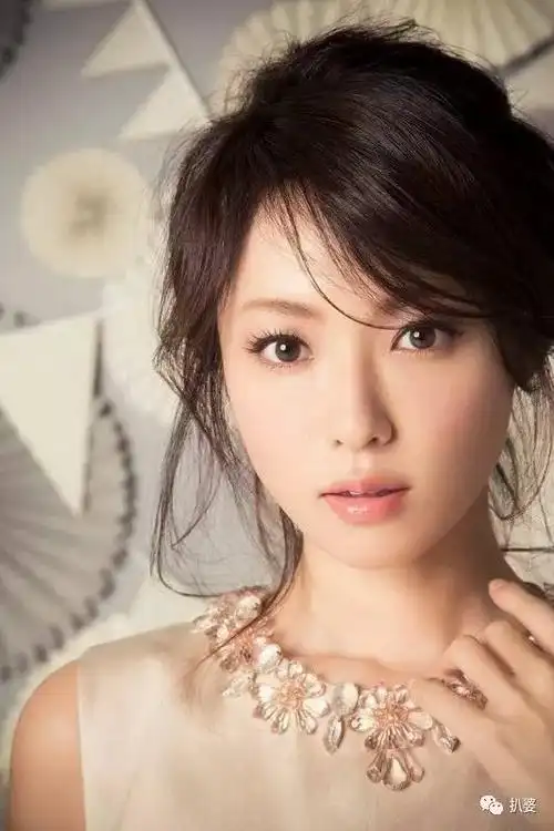 日本最美女明星排行榜出炉, 这个榜单很权威,但是名次你认同么?