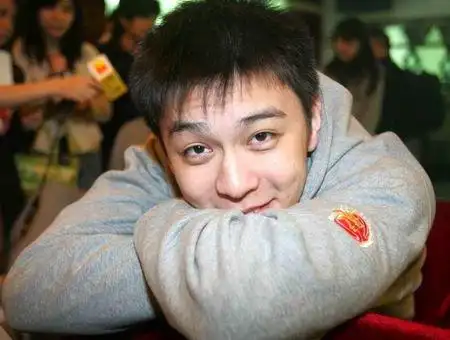 星球足彩电话连线杨鸣:去新疆?这纯属胡说八道