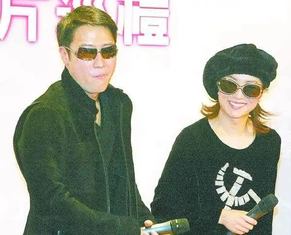 图文:众星聚首电影盛会(4)--黎明与郑秀文