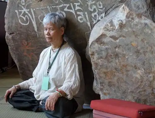 灵鹫山 平安禅 禅修 心道法师 禅坐 健康 修行 放松