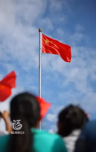 今天的福州五一广场,超燃!_五星红旗