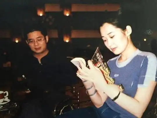 征服陈凯歌迷倒冯小刚身材比戏红可55岁的她为啥无人敢娶