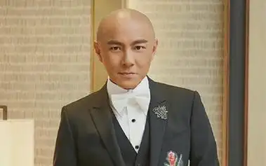 讨论张卫健代言费用照片多少