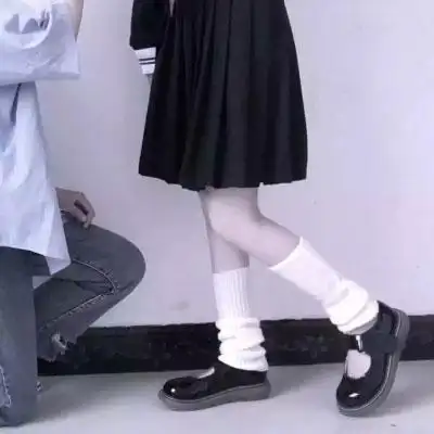 情侣头像无头下半身一对