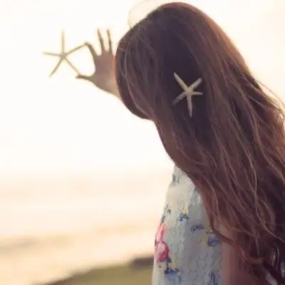 女生背影风景头像小清新