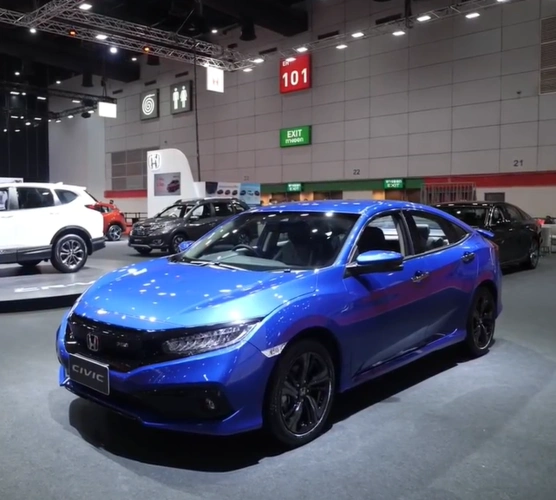 实拍2020款本田思域sedan这外形太酷炫了