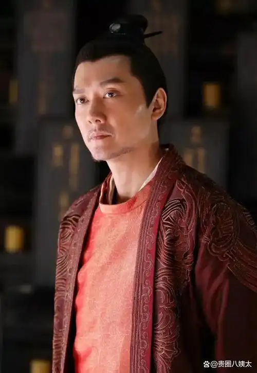 冯绍峰新剧搭景甜像父女,状态苍老颓废,男神撑不起古偶了