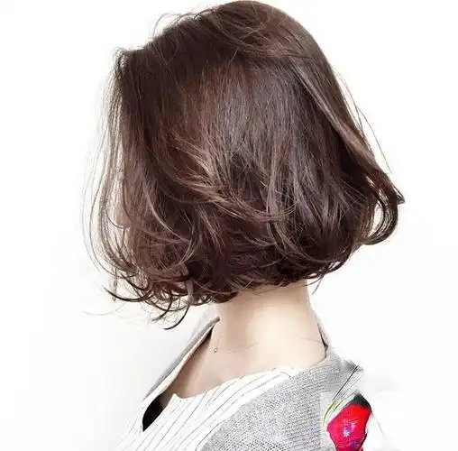 【图】女生流行内扣短发 气质短发lob头最新设计_时尚发型_发藏网