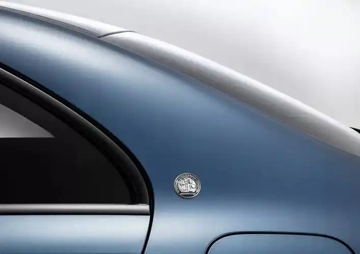 gle53奔驰a35lcls53amg侧尾贴c柱amg标奔驰c柱amg苹果树标