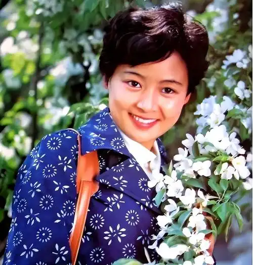 回顾演员张瑜我这辈子太可怜66岁没有婚姻无子女遗产咋办