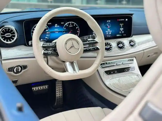 🔥出23年奔驰e260轿跑游艇蓝内饰 便宜出‼️_奔驰e级社区_易车