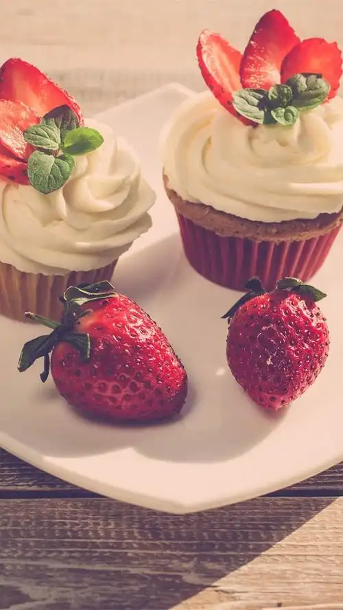 壁纸 蛋糕,奶油,草莓,甜点 3840x2160 uhd 4k 高清壁纸, 图片, 照片