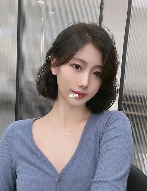 短发也可以有女人味
