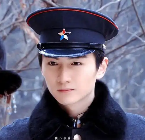 陈晓角色图楼出道十年热爱拍戏六年低调无缝进组千人千面塑造众多经典