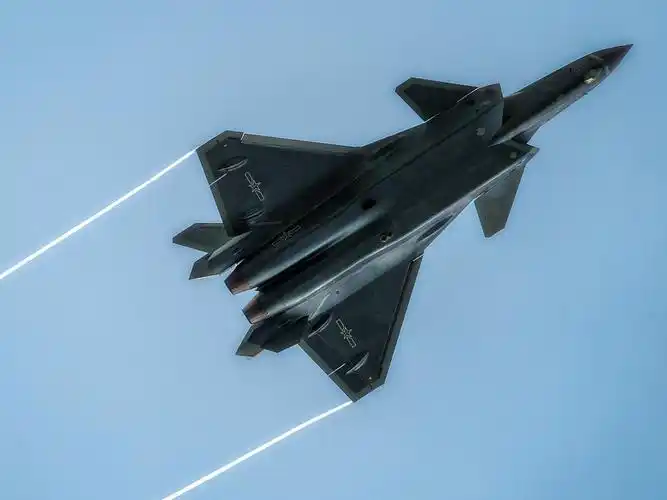 中国歼20总师的战斗机抱负 从模仿学习转变为自主思考