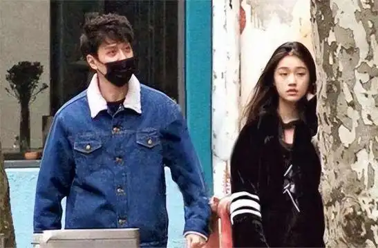 冯绍峰"夜会门事件"大反转?事已至此,赵丽颖该走出来了