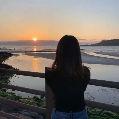 唯美又霸气的图片女生当前最火的女头真人