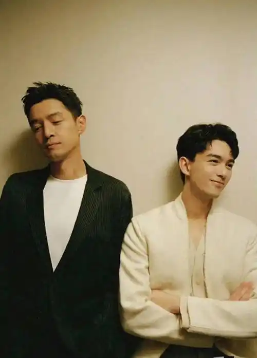 9岁摄影师拍摄出胡歌吴磊鲜活大片_梁朝伟_威尼斯_风景