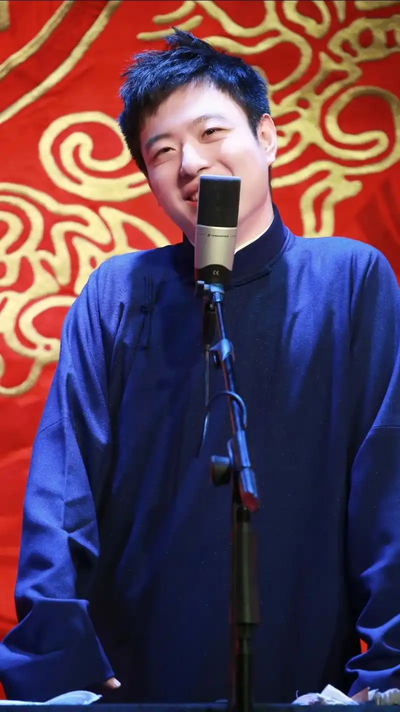 张九泰手机壁纸!