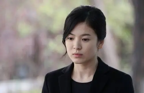 宋慧乔点赞好友动态被疑与玄彬旧情复燃引外界诸多猜测