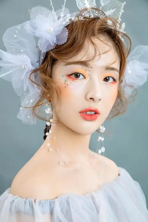 唯美妆面造型