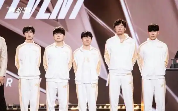 ning和theshy再次握手图破败王拿下五杀久违的快乐