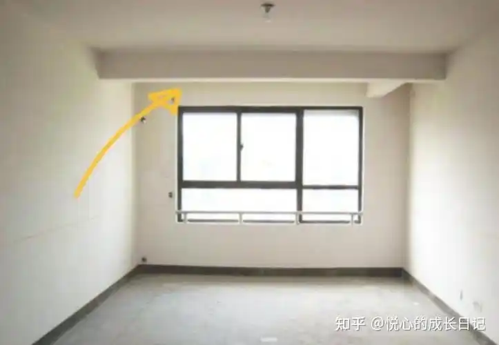 横梁压顶太丑如何解决